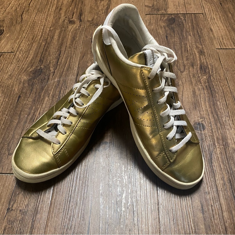 New balance gold sneakers 8.5 woman - Picture 2 of 8